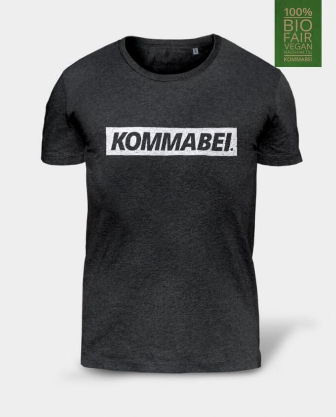 Kommabei Block Logo Bio Herren Shirt